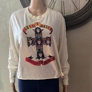 GUNS & ROSES ANTIQUE WHITE MEDIUM NWOT